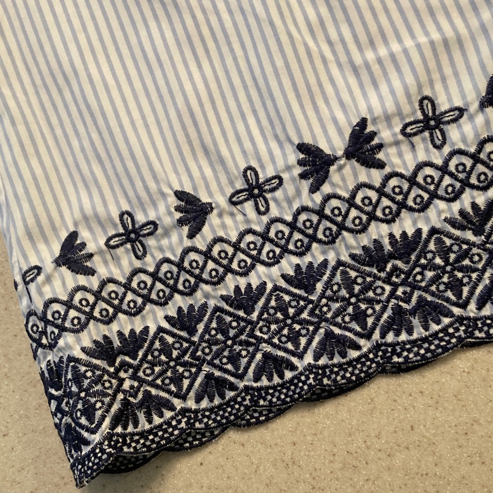 Tahari ASL Dress NWOT Women Size 2 Belted Pin Stripes Embroidered - Picture 7 of 11